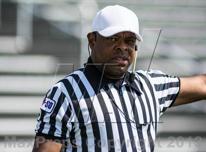 Thumbnail 2 in DeSoto vs. Union photogallery.