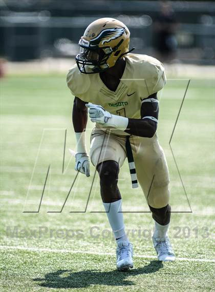 Thumbnail 2 in DeSoto vs. Union photogallery.