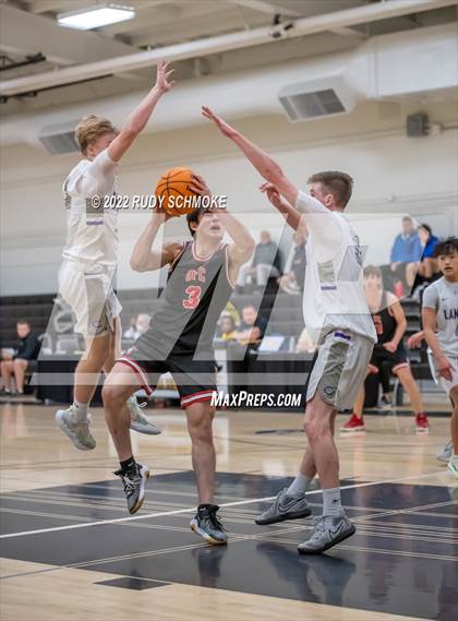 Thumbnail 2 in Carlsbad @ Santa Fe Christian (Battle at the Bay) photogallery.