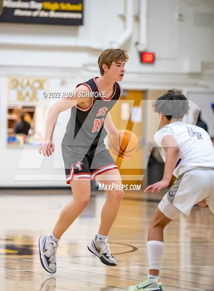Thumbnail 2 in Carlsbad @ Santa Fe Christian (Battle at the Bay) photogallery.