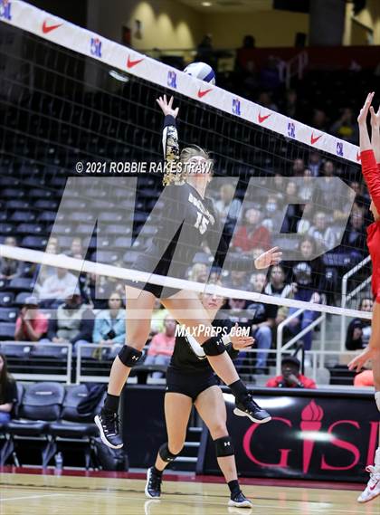 Thumbnail 1 in Bushland vs. Columbus (UIL Volleyball 3A Semifinals) photogallery.