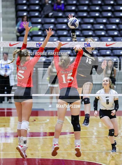 Thumbnail 2 in Bushland vs. Columbus (UIL Volleyball 3A Semifinals) photogallery.