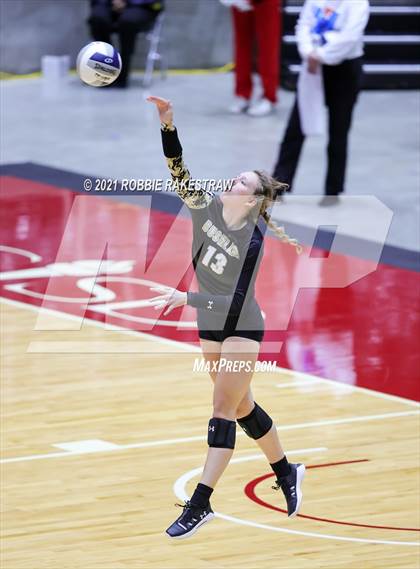 Thumbnail 3 in Bushland vs. Columbus (UIL Volleyball 3A Semifinals) photogallery.
