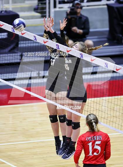 Thumbnail 1 in Bushland vs. Columbus (UIL Volleyball 3A Semifinals) photogallery.