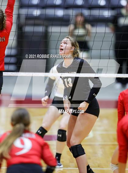 Thumbnail 1 in Bushland vs. Columbus (UIL Volleyball 3A Semifinals) photogallery.