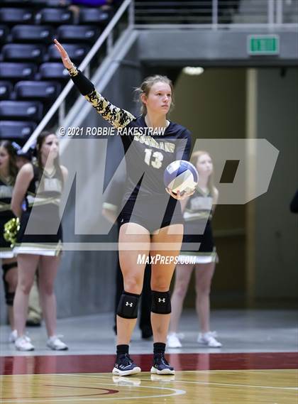 Thumbnail 2 in Bushland vs. Columbus (UIL Volleyball 3A Semifinals) photogallery.