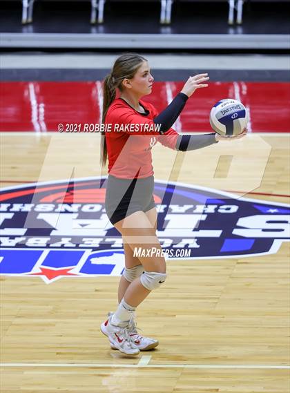 Thumbnail 3 in Bushland vs. Columbus (UIL Volleyball 3A Semifinals) photogallery.