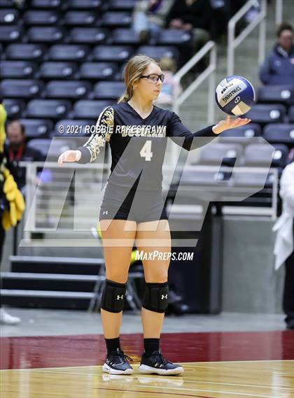 Thumbnail 1 in Bushland vs. Columbus (UIL Volleyball 3A Semifinals) photogallery.