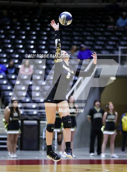 Thumbnail 2 in Bushland vs. Columbus (UIL Volleyball 3A Semifinals) photogallery.