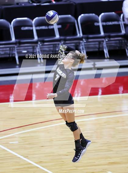 Thumbnail 2 in Bushland vs. Columbus (UIL Volleyball 3A Semifinals) photogallery.