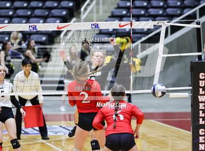 Thumbnail 2 in Bushland vs. Columbus (UIL Volleyball 3A Semifinals) photogallery.