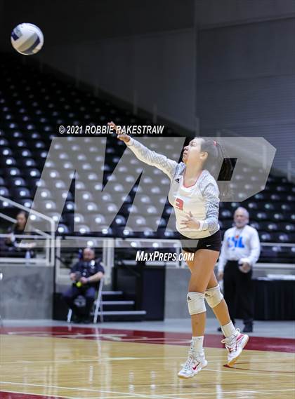 Thumbnail 2 in Bushland vs. Columbus (UIL Volleyball 3A Semifinals) photogallery.