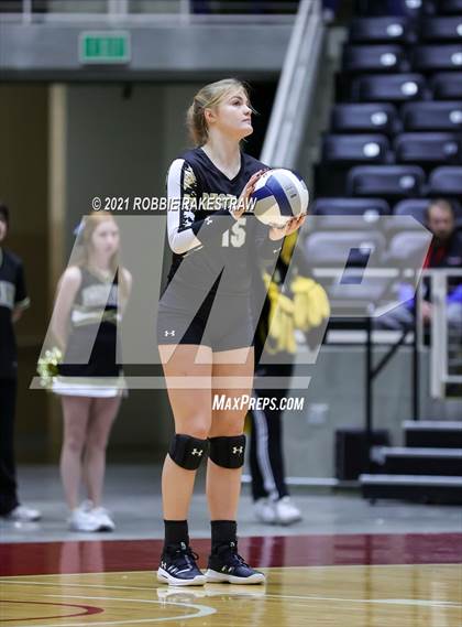 Thumbnail 3 in Bushland vs. Columbus (UIL Volleyball 3A Semifinals) photogallery.