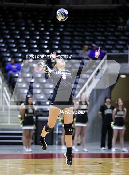 Thumbnail 1 in Bushland vs. Columbus (UIL Volleyball 3A Semifinals) photogallery.