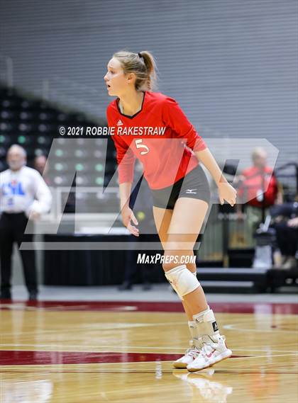 Thumbnail 2 in Bushland vs. Columbus (UIL Volleyball 3A Semifinals) photogallery.