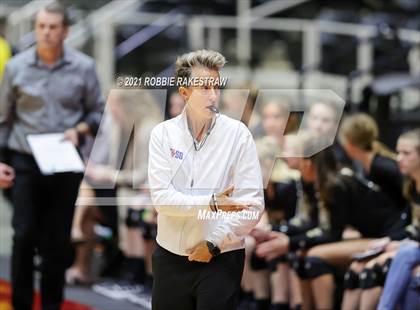 Thumbnail 1 in Bushland vs. Columbus (UIL Volleyball 3A Semifinals) photogallery.