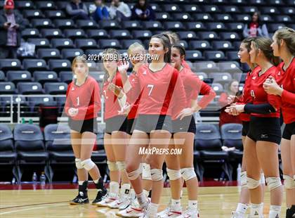Thumbnail 2 in Bushland vs. Columbus (UIL Volleyball 3A Semifinals) photogallery.
