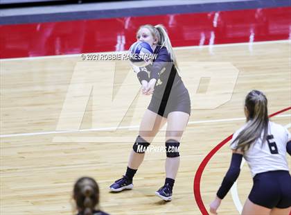 Thumbnail 1 in Bushland vs. Columbus (UIL Volleyball 3A Semifinals) photogallery.