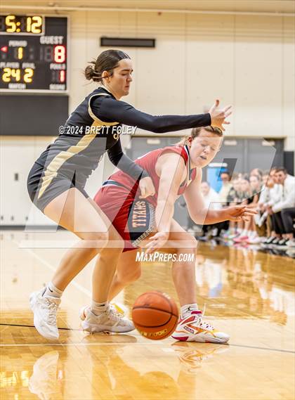 Thumbnail 2 in Norris vs Lincoln Southeast (Jamboree) photogallery.