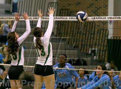Thumbnail 1 in Zachary @ Archbishop Chapelle (LHSAA Division 1 Regional Playoff) photogallery.