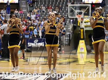 Thumbnail 2 in Southeast vs. East (KSHSAA 6A Playoff) photogallery.