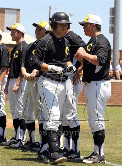 Thumbnail 3 in Crandall vs Athens (UIL 3A Area Playoff - Game 2) photogallery.