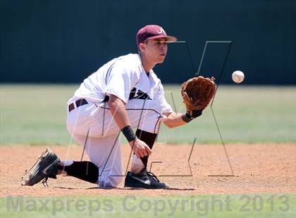 Thumbnail 1 in Crandall vs Athens (UIL 3A Area Playoff - Game 2) photogallery.