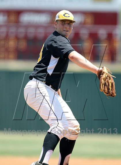 Thumbnail 3 in Crandall vs Athens (UIL 3A Area Playoff - Game 2) photogallery.