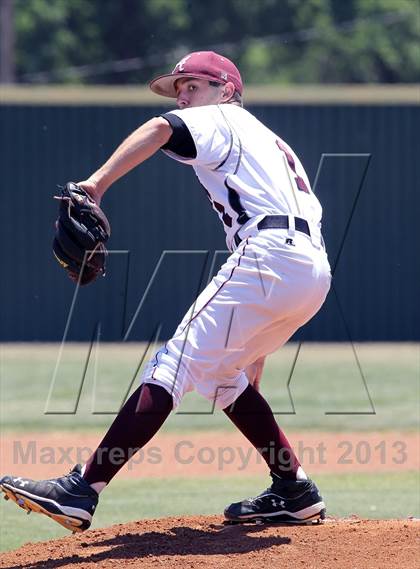 Thumbnail 1 in Crandall vs Athens (UIL 3A Area Playoff - Game 2) photogallery.