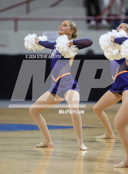 Thumbnail 3 in Legend (CHSAA 5A State Spirit Championships) photogallery.
