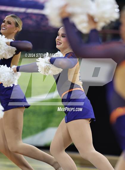 Thumbnail 1 in Legend (CHSAA 5A State Spirit Championships) photogallery.