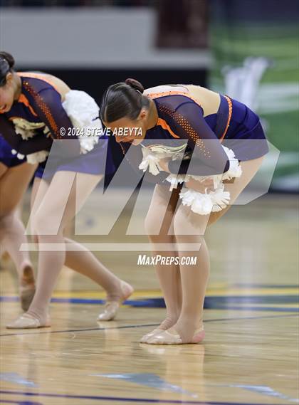 Thumbnail 2 in Legend (CHSAA 5A State Spirit Championships) photogallery.