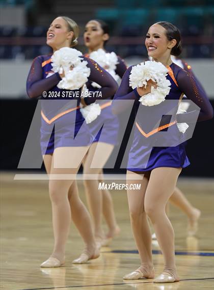 Thumbnail 1 in Legend (CHSAA 5A State Spirit Championships) photogallery.