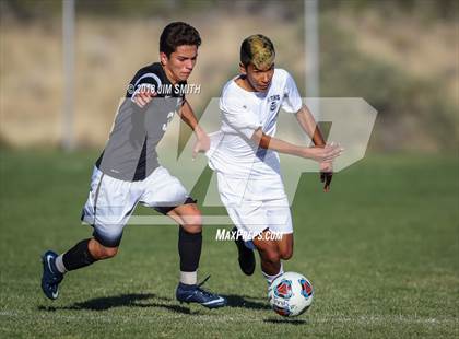 Thumbnail 3 in Rio Rancho @ Volcano Vista (NMAA 5A 1st. Round Playoff) photogallery.