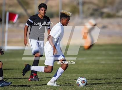 Thumbnail 2 in Rio Rancho @ Volcano Vista (NMAA 5A 1st. Round Playoff) photogallery.