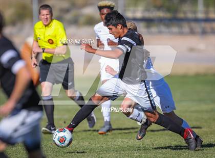 Thumbnail 2 in Rio Rancho @ Volcano Vista (NMAA 5A 1st. Round Playoff) photogallery.