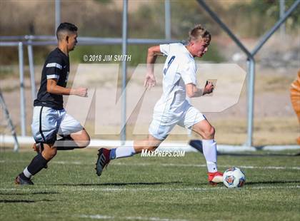 Thumbnail 1 in Rio Rancho @ Volcano Vista (NMAA 5A 1st. Round Playoff) photogallery.