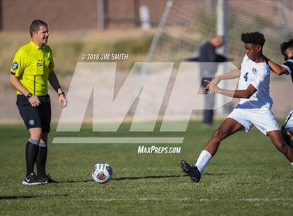 Thumbnail 3 in Rio Rancho @ Volcano Vista (NMAA 5A 1st. Round Playoff) photogallery.