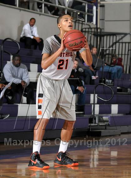 Thumbnail 1 in Foothill vs. Foothill (St. Hope Elite Hoops Classic) photogallery.