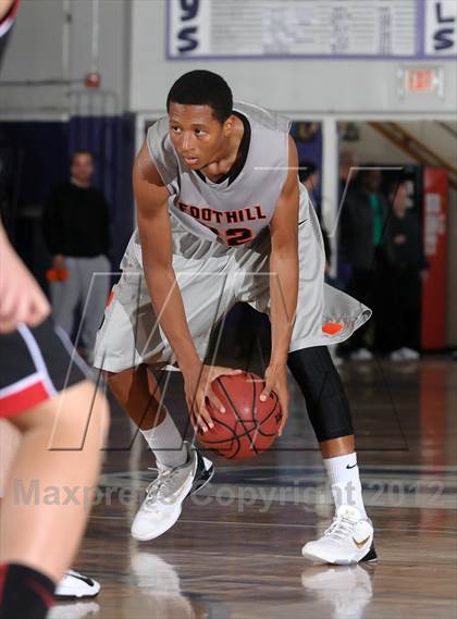 Thumbnail 3 in Foothill vs. Foothill (St. Hope Elite Hoops Classic) photogallery.