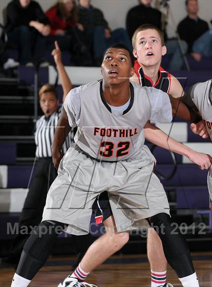 Thumbnail 2 in Foothill vs. Foothill (St. Hope Elite Hoops Classic) photogallery.