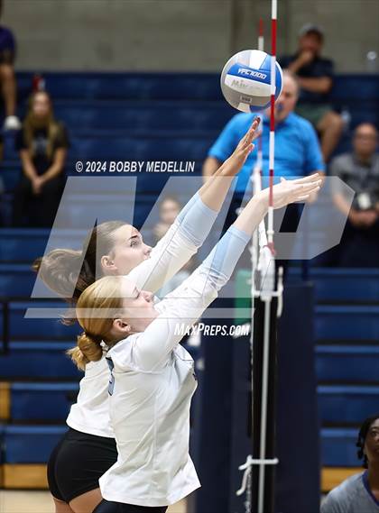 Thumbnail 1 in Clovis North @ Clovis East photogallery.