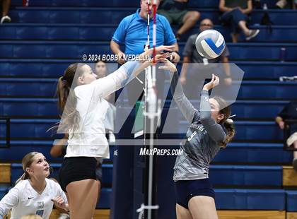 Thumbnail 2 in Clovis North @ Clovis East photogallery.