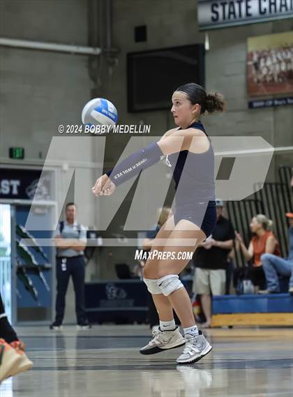 Thumbnail 2 in Clovis North @ Clovis East photogallery.