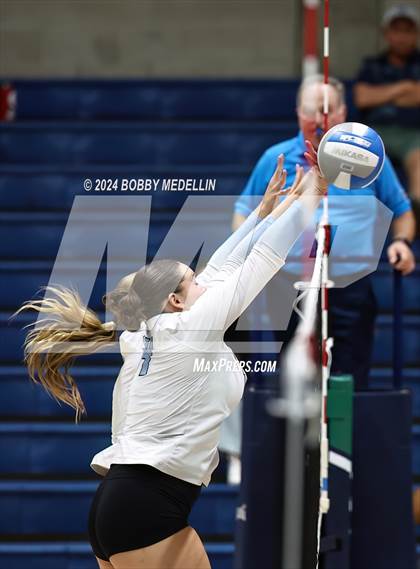 Thumbnail 1 in Clovis North @ Clovis East photogallery.