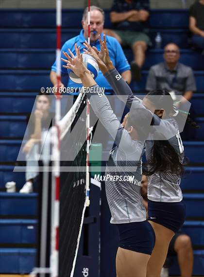 Thumbnail 1 in Clovis North @ Clovis East photogallery.