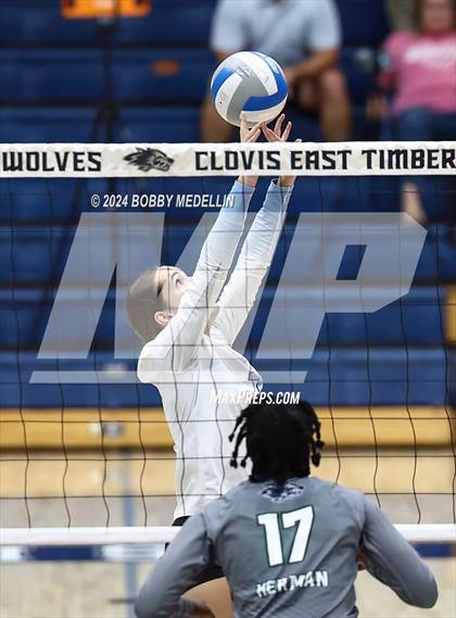 Thumbnail 3 in Clovis North @ Clovis East photogallery.