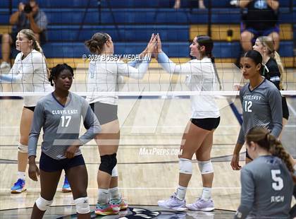 Thumbnail 2 in Clovis North @ Clovis East photogallery.