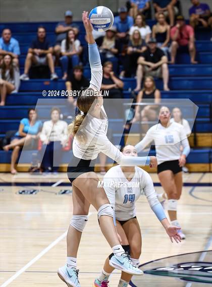 Thumbnail 3 in Clovis North @ Clovis East photogallery.