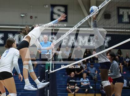 Thumbnail 2 in Clovis North @ Clovis East photogallery.
